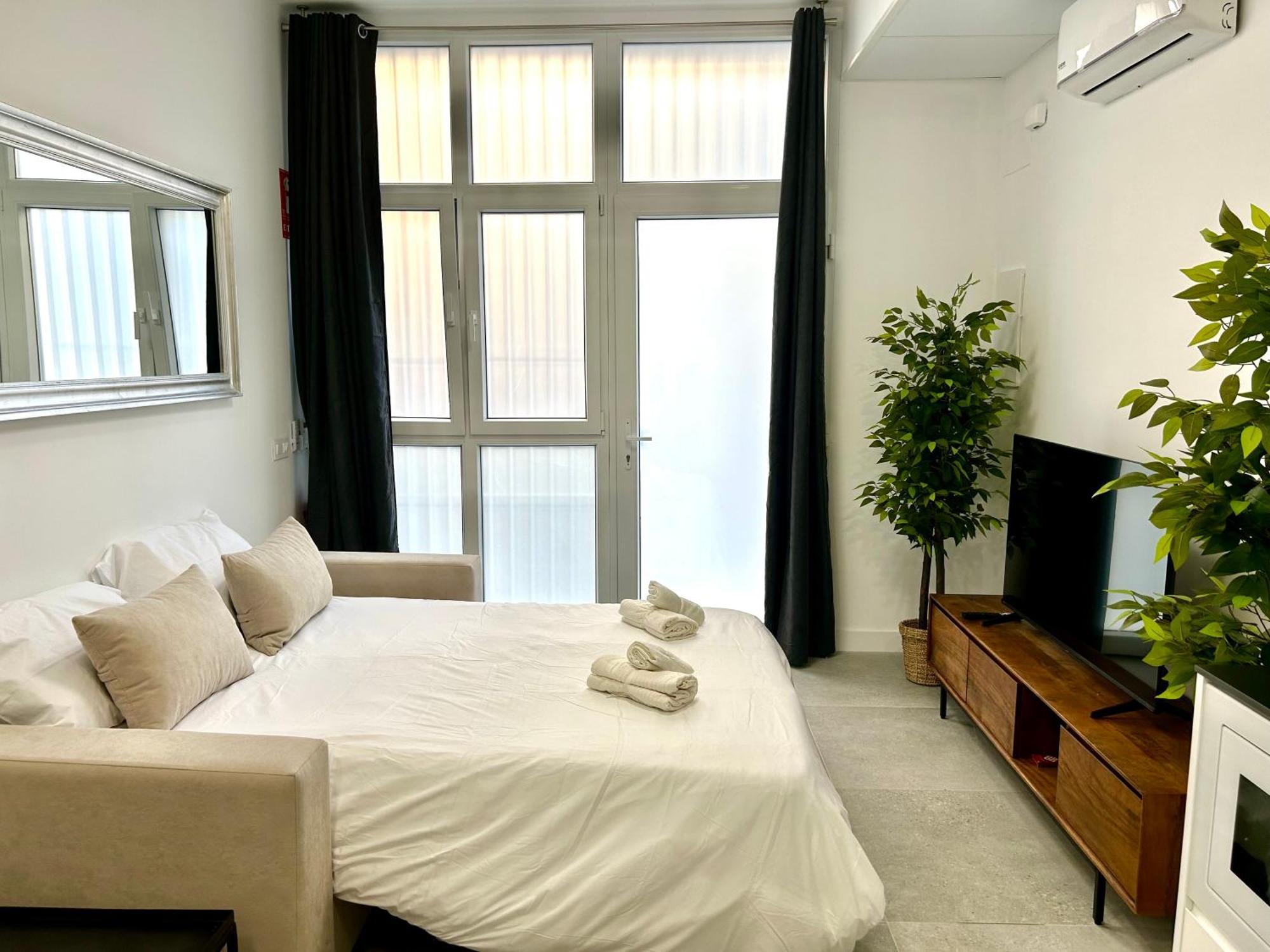 Urban Escape - Comfort Meets Luxury Appartement Valencia