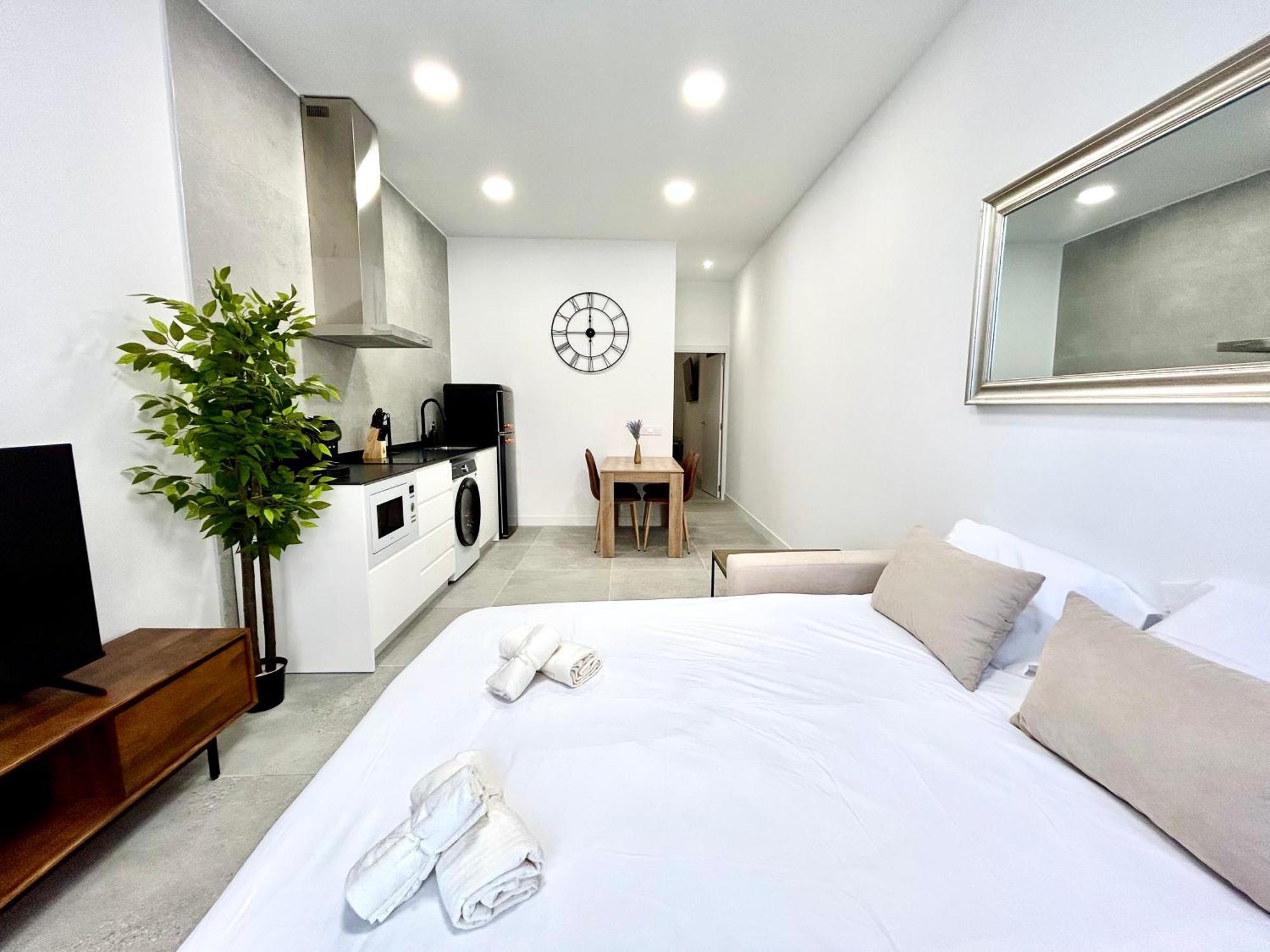 Apartment Urban Escape - Comfort Meets Luxury *