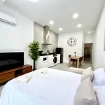 Valencia Urban Escape - Comfort Meets Luxury